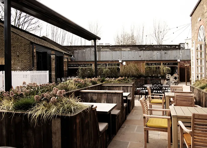 Half MoonHotel Londra